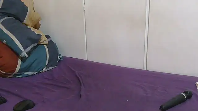 Snapshot of BigBootyStudent chatting on 09.22.25 BigBootyStudent online show from 09.22.25