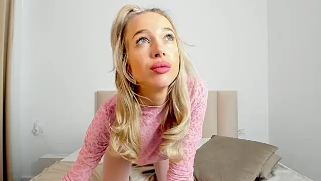 Saradiamond1 online show from 02.12.25