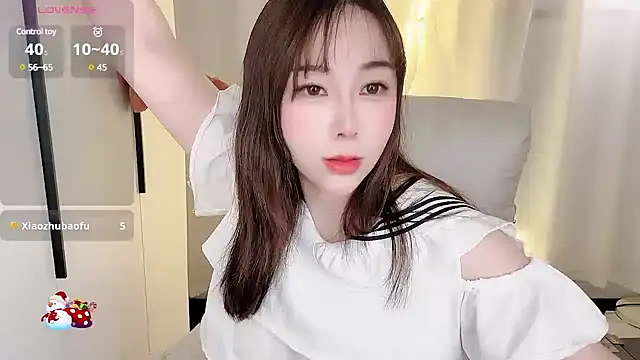 Snapshot of Alano-01 chatting on 02.26.25 Alano-01 online show from 02.26.25