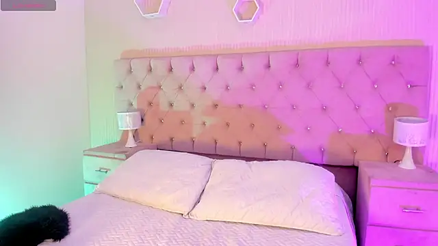 MattThompsonn online show from 10.17.25