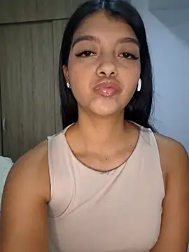 IslaBlaze online show from 04.10.26