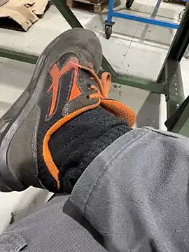 Snapshot of sempreilmio2 chatting on 02.04.25 sempreilmio2 online show from 02.04.25