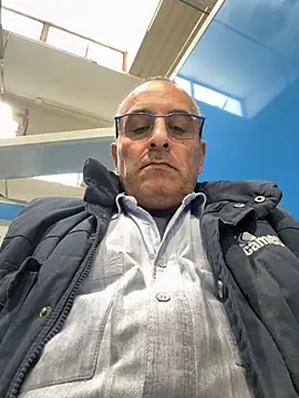 Snapshot of sempreilmio2 chatting on 09.30.25 sempreilmio2 online show from 09.30.25