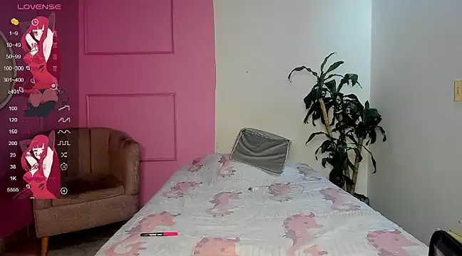 Snapshot of Missangeldust16 chatting on 01.15.25 Missangeldust16 online show from 01.15.25