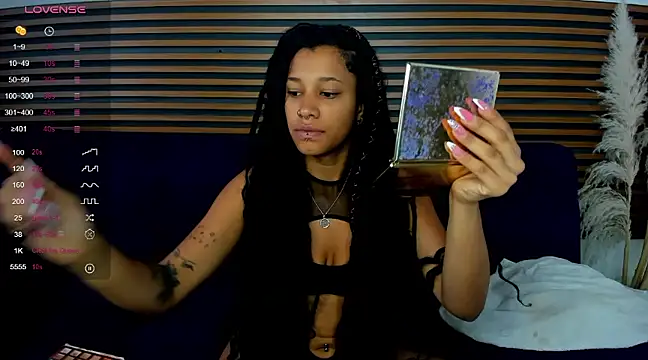 Snapshot of Missangeldust16 chatting on 01.29.25 Missangeldust16 online show from 01.29.25