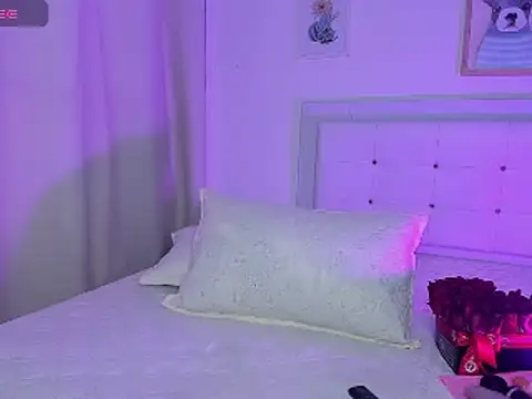 Snapshot of Missangeldust16 chatting on 02.12.25 Missangeldust16 online show from 02.12.25