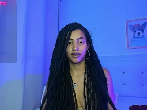 Snapshot of Missangeldust16 chatting on 02.13.25 Missangeldust16 online show from 02.13.25