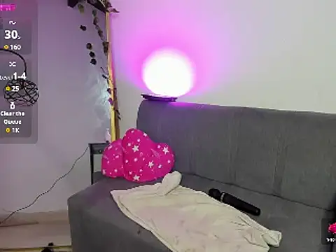 Snapshot of Missangeldust16 chatting on 03.05.25 Missangeldust16 online show from 03.05.25