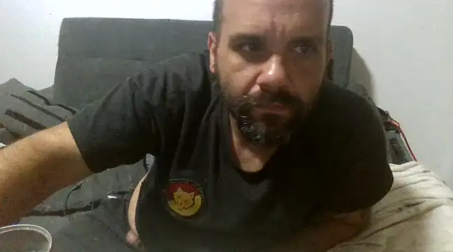 Snapshot of Chubi6669 chatting on 01.21.25 Chubi6669 online show from 01.21.25