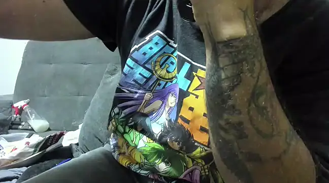 Snapshot of Chubi6669 chatting on 02.25.25 Chubi6669 online show from 02.25.25