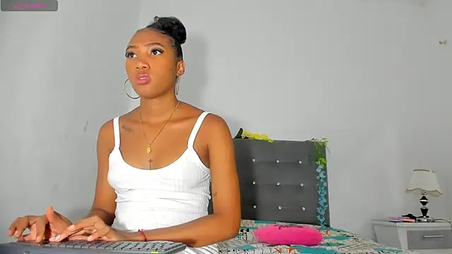 NoaBrowm online show from 09.18.25