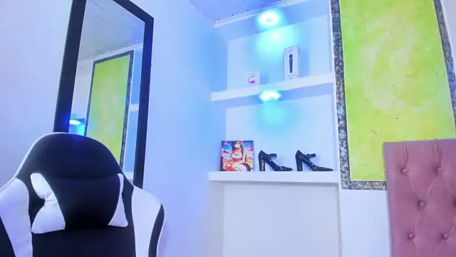 Miss sparkle00 online show from 11.07.25