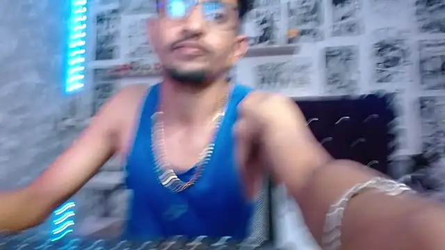 Snapshot of Flecho0 chatting on 01.17.25 Flecho0 online show from 01.17.25