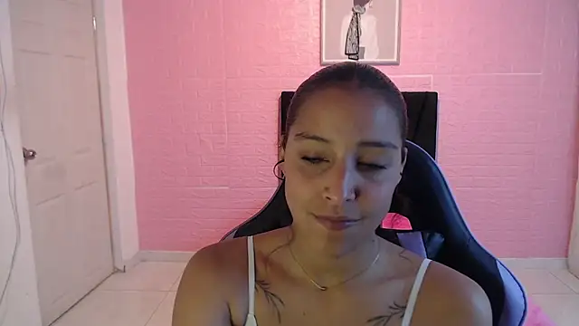 DULCE1609 online show from 04.15.26