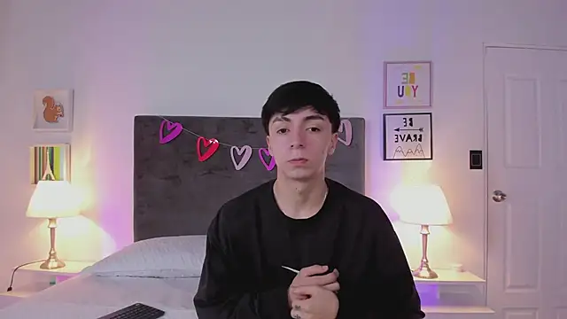 ethan and ava online show from 02.26.25