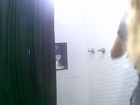 VittoriaTaylor online show from 02.04.26