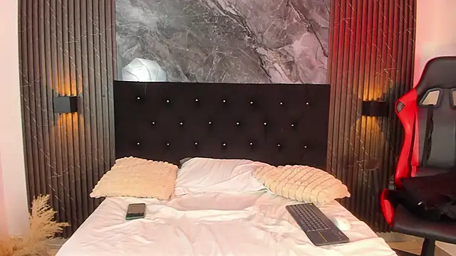 vanilla hot online show from 01.30.25