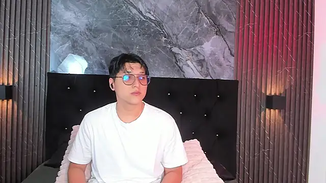 vanilla hot online show from 02.12.25