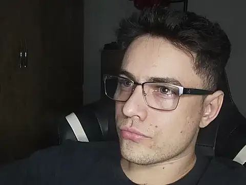 Dyllan   online show from 10.14.25