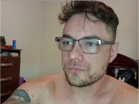 Dyllan   online show from 04.15.26