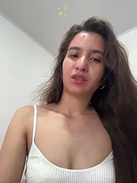 Bella still online show from 03.30.26