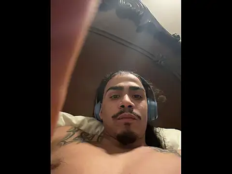 jamesx14877 online show from 11.10.25