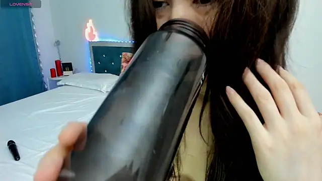 Snapshot of novaaskyy chatting on 11.17.25 novaaskyy online show from 11.17.25