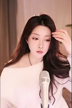 Dou-Dou-er online show from 03.04.25