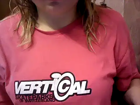 Allie Janet online show from 01.17.25