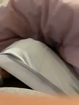 Snapshot of ezeksbrhuge chatting on 01.14.25 ezeksbrhuge online show from 01.14.25