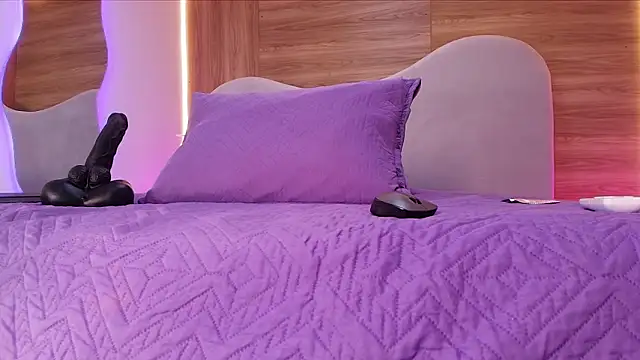 Snapshot of Auroraa_miller chatting on 02.21.26 Auroraa miller online show from 02.21.26