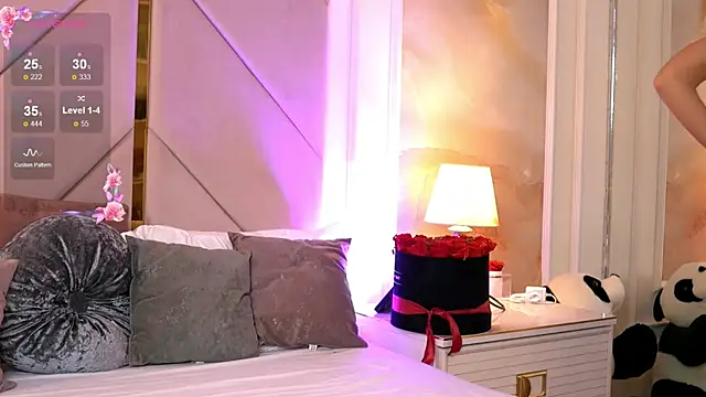 Alexaheyess online show from 12.04.25