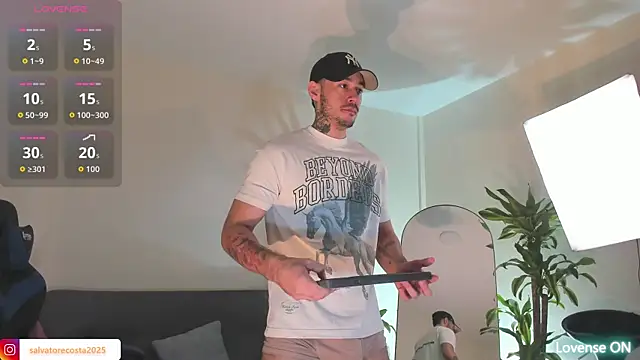 Snapshot of Salvatore_costa chatting on 11.01.25 Salvatore costa online show from 11.01.25