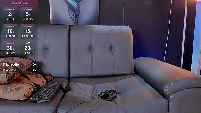 Snapshot of Fraannco chatting on 02.02.25 Fraannco online show from 02.02.25