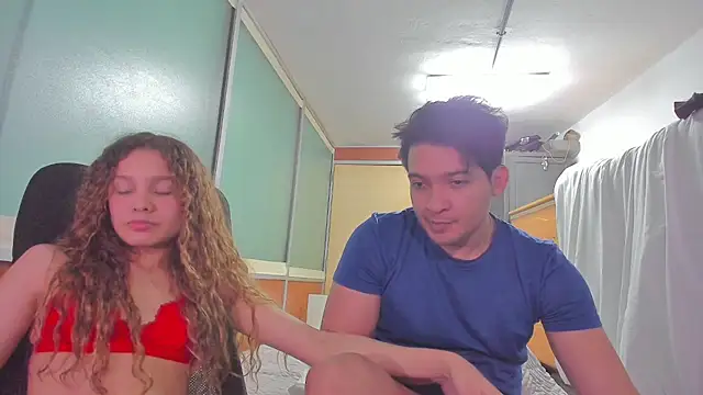 Snapshot of RagnarLothbrokXX chatting on 03.12.25 RagnarLothbrokXX online show from 03.12.25