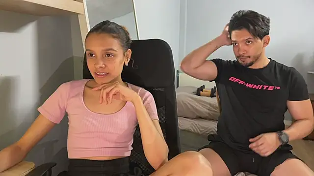 Snapshot of RagnarLothbrokXX chatting on 11.12.25 RagnarLothbrokXX online show from 11.12.25