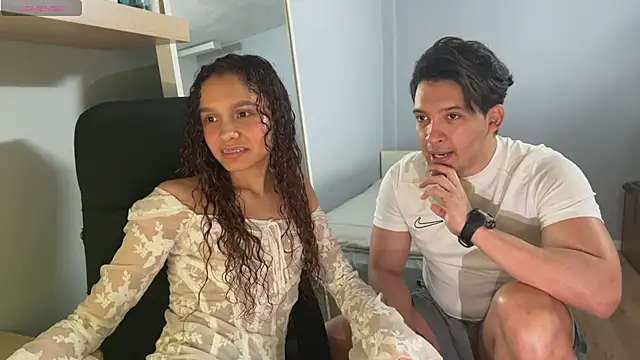 Snapshot of RagnarLothbrokXX chatting on 12.16.25 RagnarLothbrokXX online show from 12.16.25