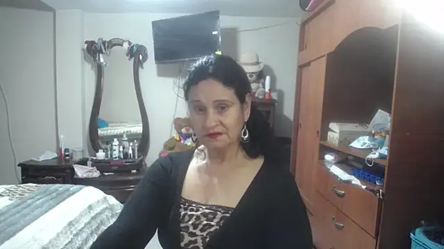 jazmin mature  online show from 03.04.26