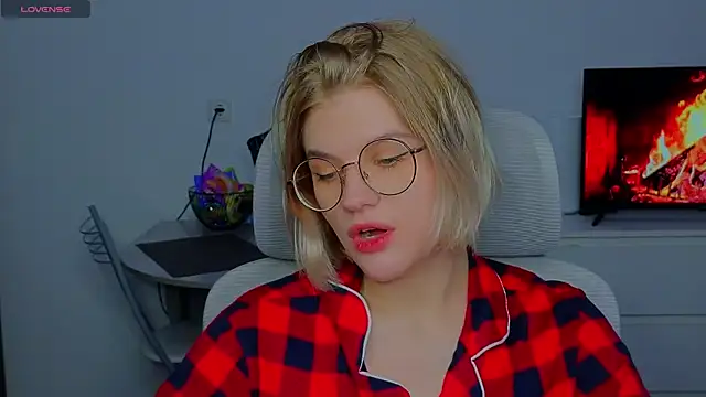  JessieVibes online show from 02.13.25