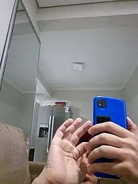 Snapshot of uberdot chatting on 10.18.25 uberdot online show from 10.18.25