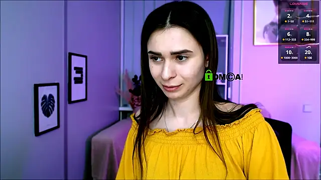 Snapshot of flora_ri chatting on 02.05.25 flora ri online show from 02.05.25