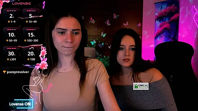 Snapshot of flora_ri chatting on 02.05.25 flora ri online show from 02.05.25