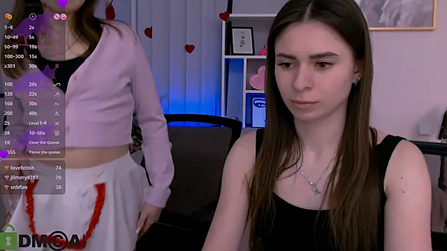 Snapshot of flora_ri chatting on 03.18.25 flora ri online show from 03.18.25