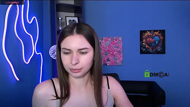 Snapshot of flora_ri chatting on 10.07.25 flora ri online show from 10.07.25