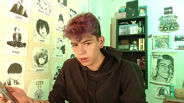 Snapshot of Mickey_Magic chatting on 02.16.25 Mickey Magic online show from 02.16.25