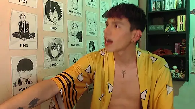 Snapshot of Mickey_Magic chatting on 02.18.25 Mickey Magic online show from 02.18.25