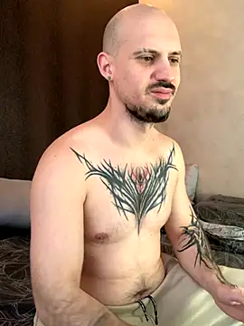 AssHunter4k online show from 11.29.25