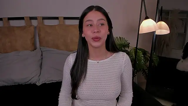 hannah brady online show from 09.18.25