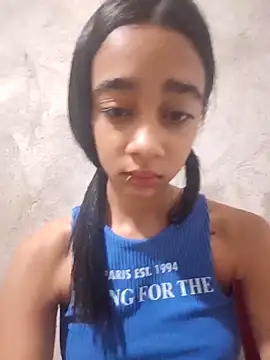 Zoe Sweett18 online show from 11.28.25