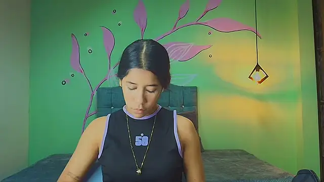 Connie Bell online show from 12.05.25